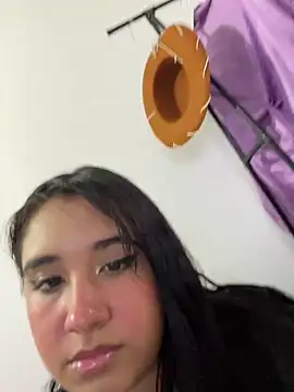 Snapshot of melyescobar chatting on 01-21-25, 12:07 melyescobar online show from 01-21-25, 12:07