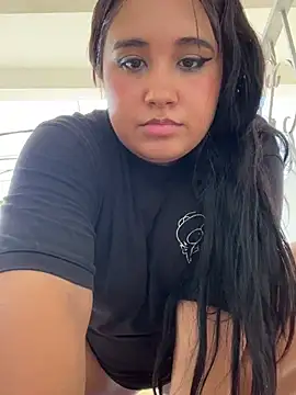 Snapshot of melyescobar chatting on 02-21-25, 03:10 melyescobar online show from 02-21-25, 03:10