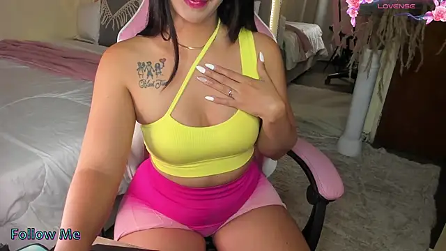 Snapshot of haileylovee2 chatting on 02-14-25, 02:28 haileylovee2 online show from 02-14-25, 02:28