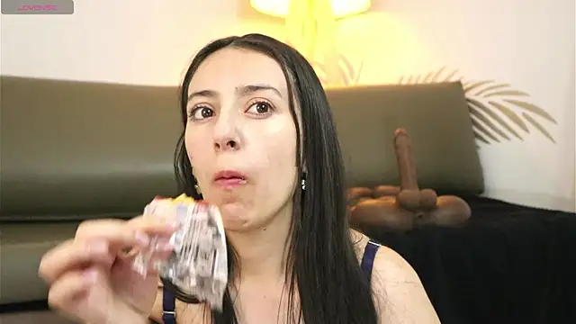 Snapshot of Sweet_Sammy_ chatting on 05-11-26, 07:44 Sweet Sammy online show from 05-11-26, 07:44