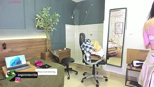 megan morgan01 online show from 05-06-26, 12:21