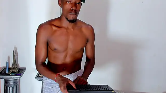 Darick brown online show from 12-15-24, 02:48