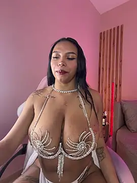 MadeleineSanez online show from 06-20-26, 12:25