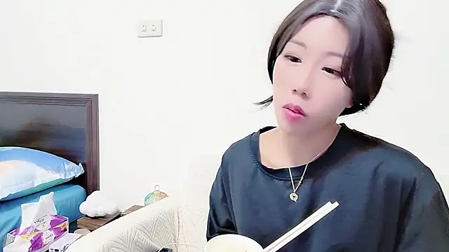 Fine-sand online show from 10-09-25, 02:37