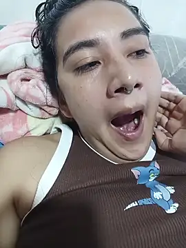 Hellen Alex online show from 12-20-25, 01:40