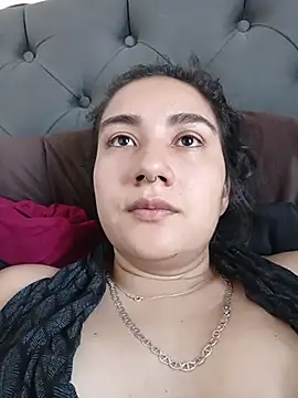 Hellen Alex online show from 02-05-26, 02:00