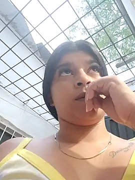 naughty-girl01 online show from 01-02-25, 11:09