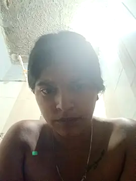 naughty-girl01 online show from 02-06-25, 10:04