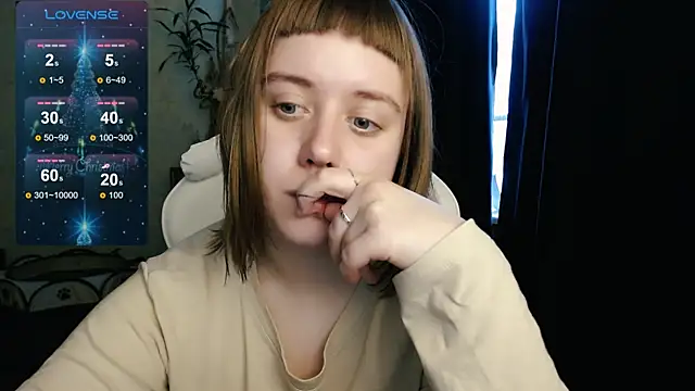 June shy0 online show from 12-08-24, 11:03