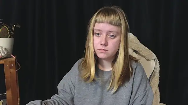 June shy0 online show from 11-20-25, 07:41