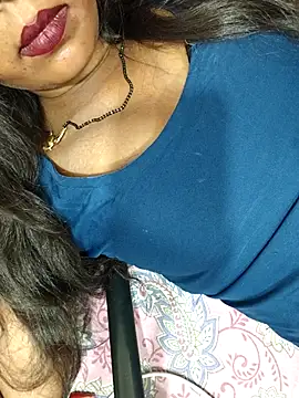 Snapshot of Sharmila-Singh chatting on 06-27-26, 12:22 Sharmila-Singh online show from 06-27-26, 12:22