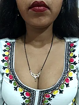 Snapshot of Sharmila-Singh chatting on 07-25-26, 07:39 Sharmila-Singh online show from 07-25-26, 07:39