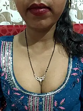 Snapshot of Sharmila-Singh chatting on 07-28-26, 03:21 Sharmila-Singh online show from 07-28-26, 03:21