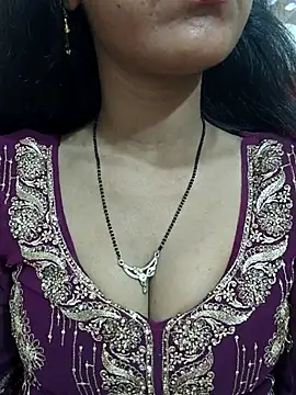 Snapshot of Sharmila-Singh chatting on 08-03-26, 07:51 Sharmila-Singh online show from 08-03-26, 07:51