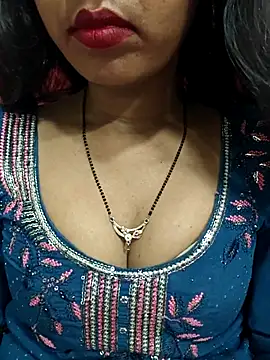Snapshot of Sharmila-Singh chatting on 08-05-26, 05:27 Sharmila-Singh online show from 08-05-26, 05:27