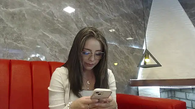 Snapshot of _isaabellaa chatting on 03-10-25, 05:29 isaabellaa online show from 03-10-25, 05:29
