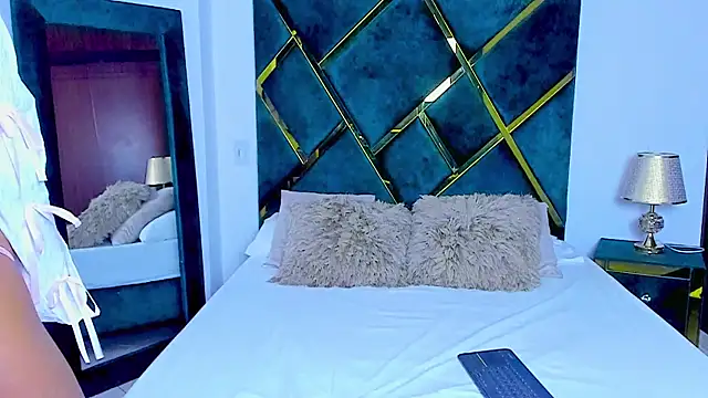 Criss Ariana online show from 03-04-25, 11:51