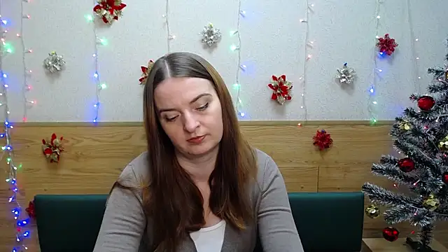 Snapshot of FreyaDak chatting on 12-22-24, 12:05 FreyaDak online show from 12-22-24, 12:05