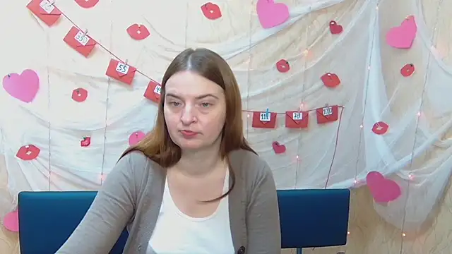 Snapshot of FreyaDak chatting on 02-16-25, 09:15 FreyaDak online show from 02-16-25, 09:15