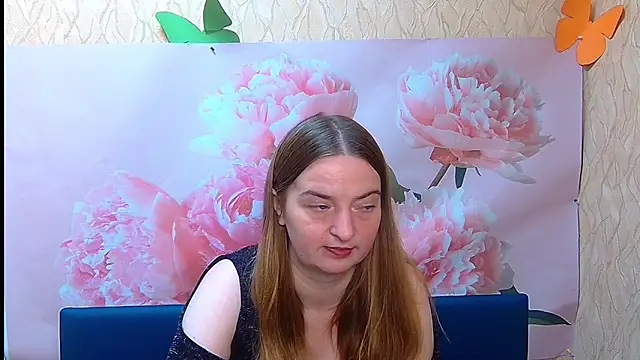 Snapshot of FreyaDak chatting on 10-06-25, 05:10 FreyaDak online show from 10-06-25, 05:10