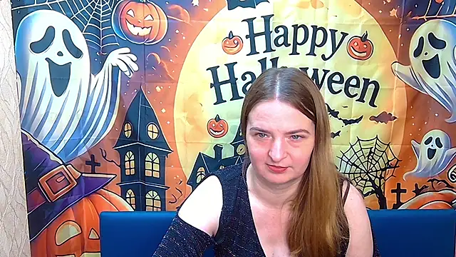 Snapshot of FreyaDak chatting on 10-24-25, 05:09 FreyaDak online show from 10-24-25, 05:09