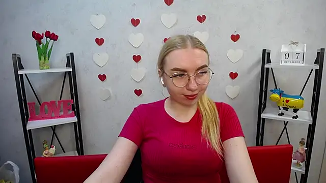 BeatriceFly online show from 12-07-24, 12:24