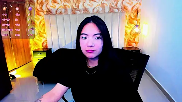 Snapshot of miichael_black chatting on 04-22-26, 06:31 miichael black online show from 04-22-26, 06:31