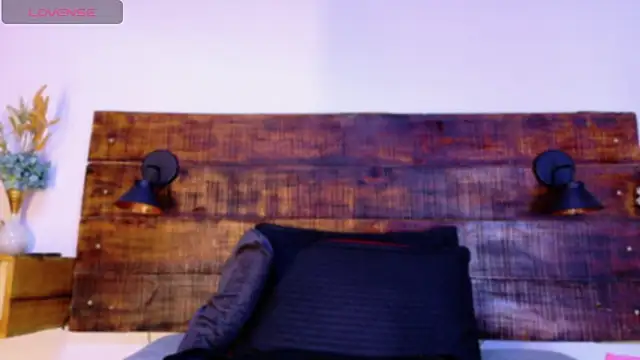 Snapshot of Celeste_sanz chatting on 04-18-26, 10:08 Celeste sanz online show from 04-18-26, 10:08