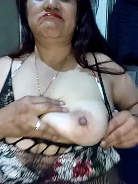 Edged Hot69 online show from 11-08-25, 02:12