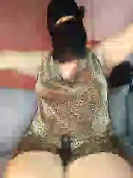 Snapshot of Cat_Sharisa chatting on 01-21-25, 09:03 Cat Sharisa online show from 01-21-25, 09:03