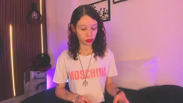 Cloe Evans1 online show from 11-25-25, 05:35