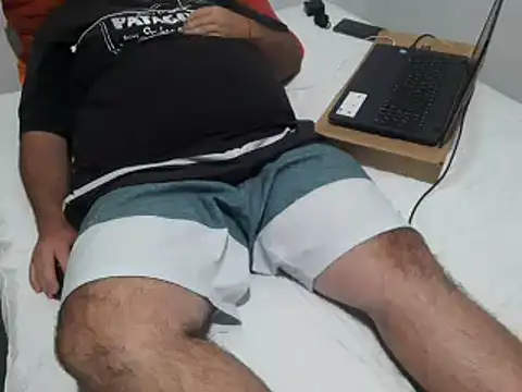 Snapshot of mfreitas005 chatting on 01-15-25, 11:30 mfreitas005 online show from 01-15-25, 11:30