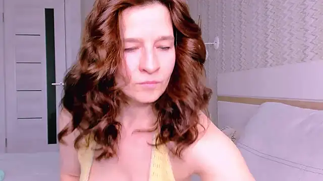 Clear Angel online show from 02-06-26, 01:47