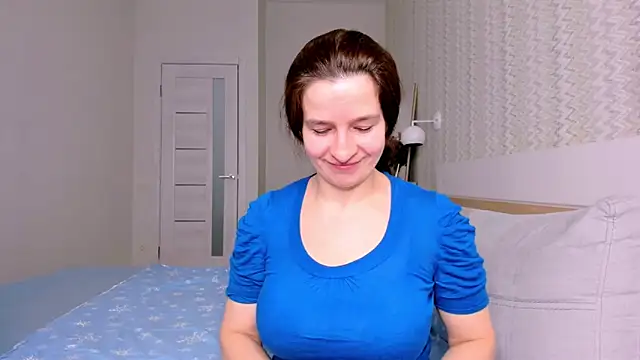 Clear Angel online show from 02-17-26, 02:35