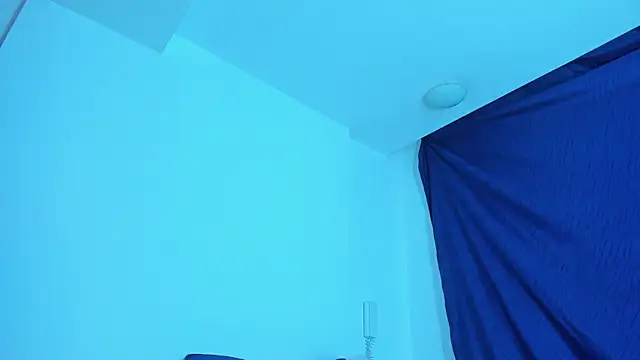 emiily15   online show from 01-08-25, 06:52