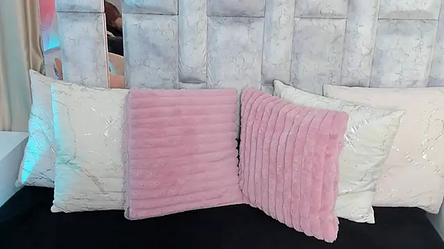 karol noa online show from 09-26-25, 12:42