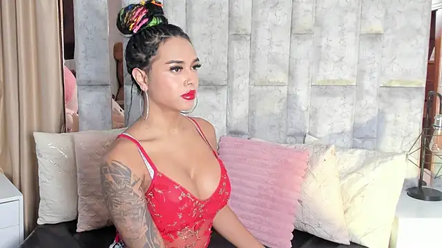 karol noa online show from 10-17-25, 12:41