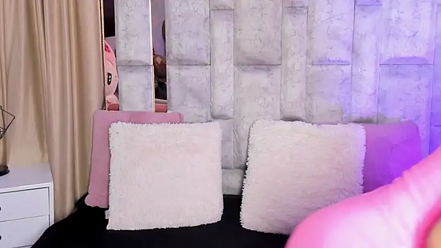 karol noa online show from 10-29-25, 11:56