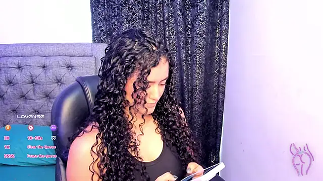 Adhara-zanne online show from 11-29-25, 05:27