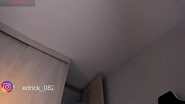 edrick walton1 online show from 12-23-24, 01:03