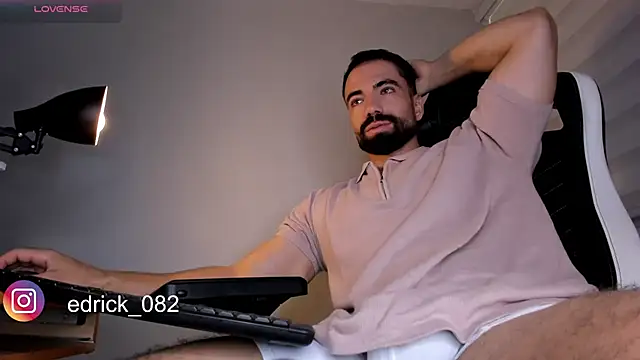 edrick walton1 online show from 12-31-24, 02:03