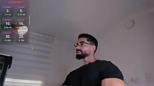 Snapshot of edrick_walton1 chatting on 04-19-26, 12:04 edrick walton1 online show from 04-19-26, 12:04