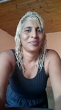 Goodgirlsue 77 online show from 01-31-25, 07:39