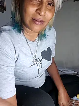 Goodgirlsue 77 online show from 06-14-26, 08:22