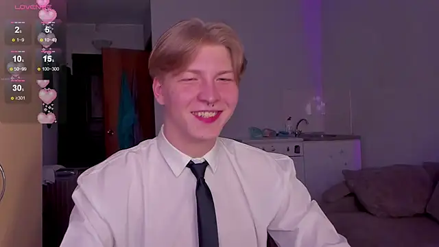 Snapshot of TheMikeSever chatting on 11-12-25, 09:21 TheMikeSever online show from 11-12-25, 09:21