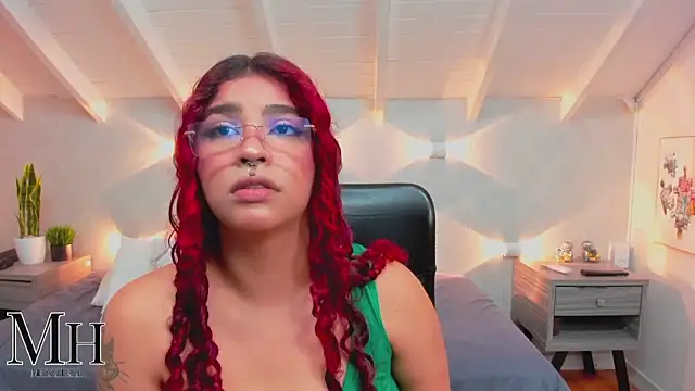 Snapshot of MizzHell chatting on 03-23-26, 03:54 MizzHell online show from 03-23-26, 03:54