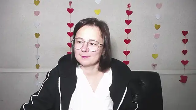 MarieSho online show from 12-16-24, 01:22