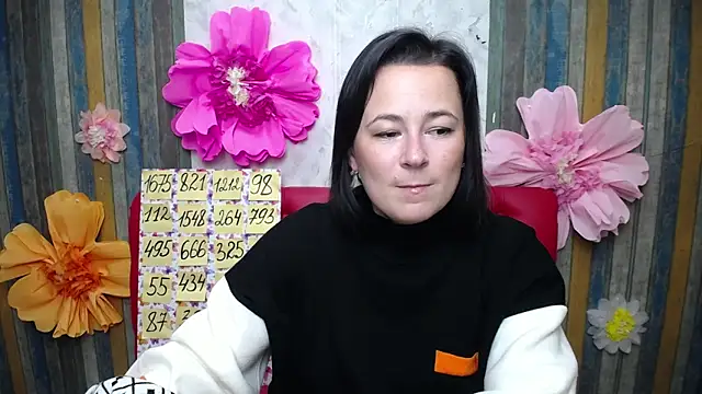 MarieSho online show from 10-10-25, 05:23