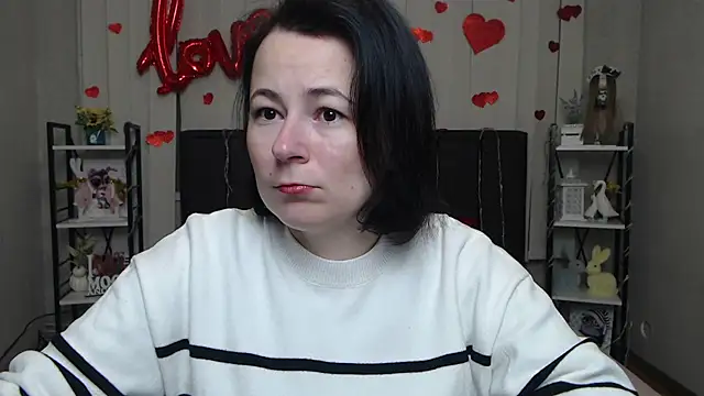 Snapshot of MarieSho chatting on 02-02-26, 05:55 MarieSho online show from 02-02-26, 05:55