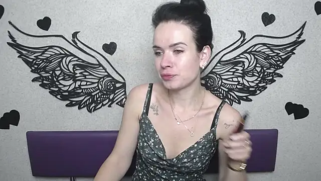 JasmineKouch online show from 10-05-25, 05:11